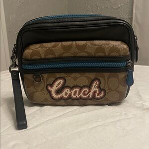 Coach Terrain Pouch Signature Canvas